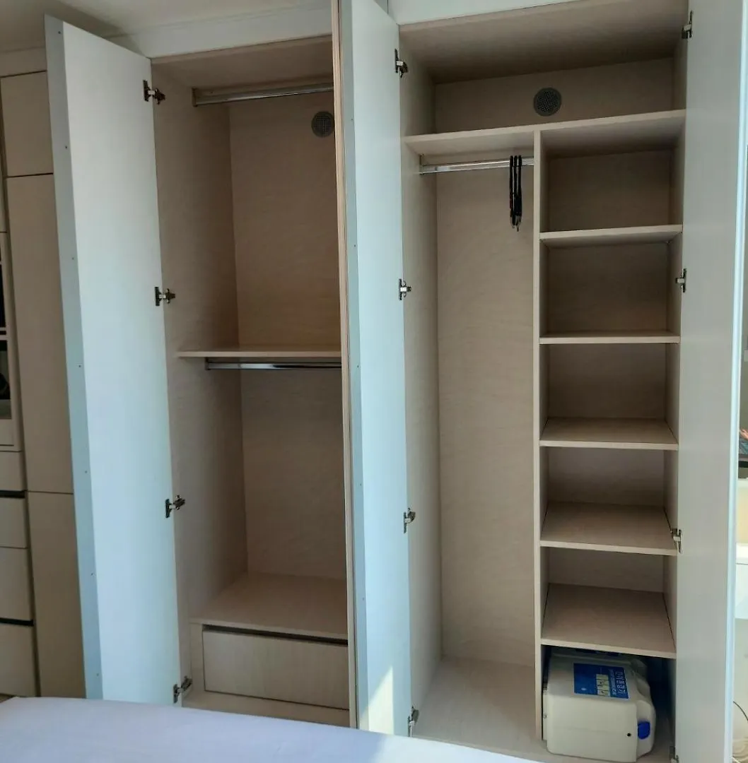 Songdo Halla Westernpark-Seaviewroom Hotel-바다전망 インチョン広域市