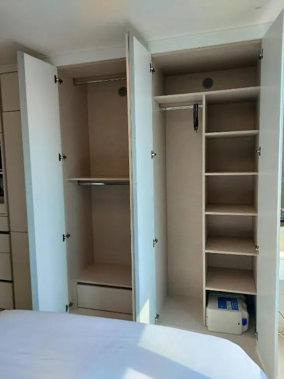 Songdo Halla Westernpark-Seaviewroom Hotel-바다전망 Incheon 4*,